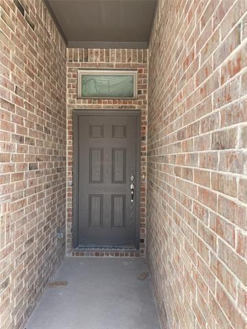 Building Photo - 5824 Utopia Dr