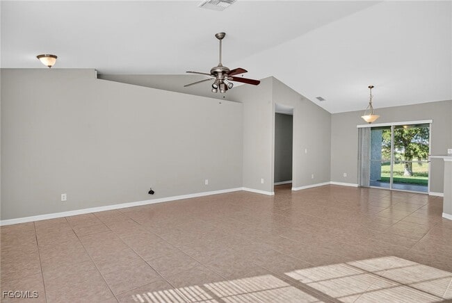 Foto del edificio - 408 NW 17th Ave