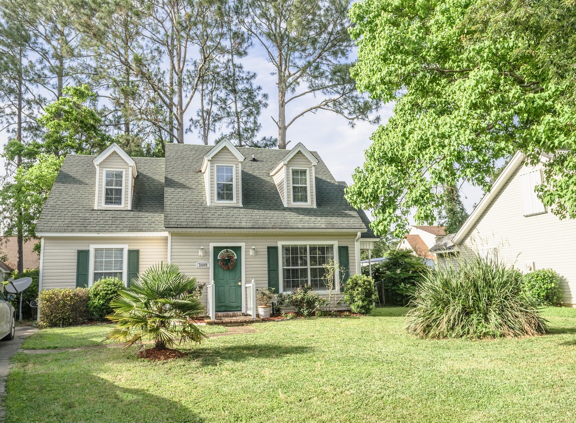 Primary Photo - 2609 Windsor Ln