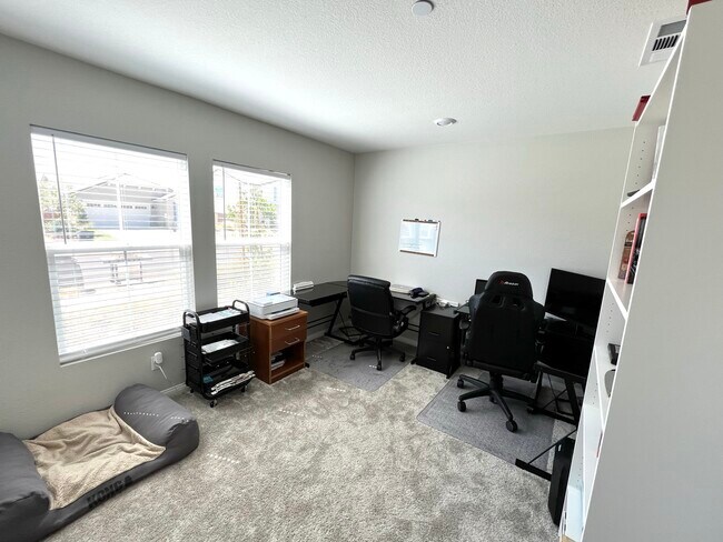 Foto del edificio - 2427 Wild Oak Ct