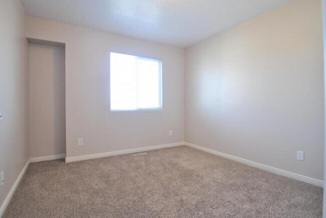 Foto del edificio - 1507 North 540 West #104