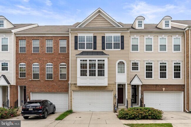 Foto del edificio - 8311 Gibbs Way