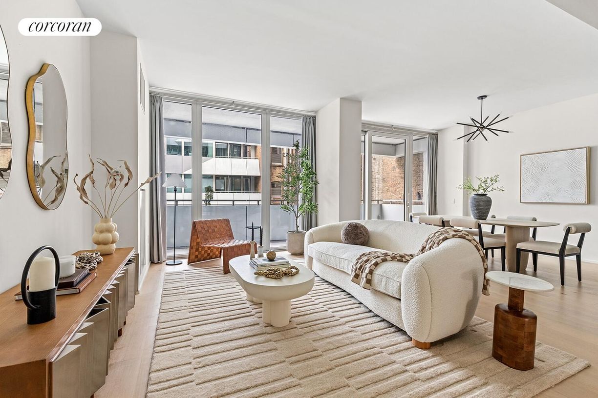 Foto principal - 121 E 22nd St