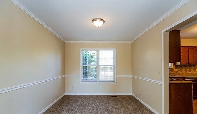 Building Photo - 8280 Twin Cove Ct