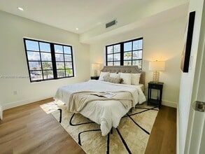 Building Photo - 1619 Jefferson Ave