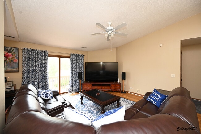 Building Photo - 340 Woodridge Cir