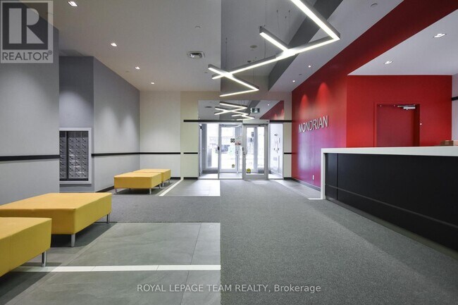 Building Photo - 324 Laurier Ave W