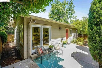 Building Photo - 1532 Martin Luther King Jr Way