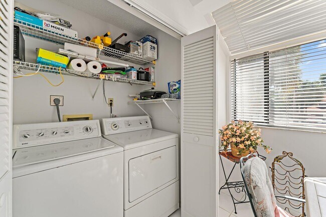 Foto del edificio - 101 Sea Oats Dr