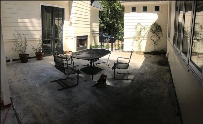 Foto del edificio - 2528 Myrtle Ave