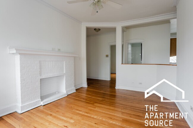 Building Photo - 4823 N Albany Ave