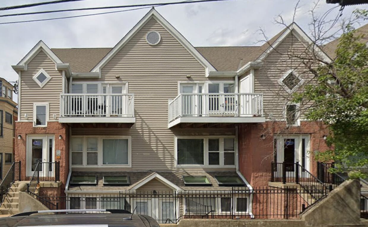 Photo - 246-254 E University Ave (Cincinnati, OH)