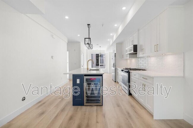 Building Photo - 1975-1975 Shannon Lake Rd