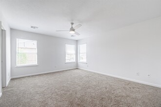 Building Photo - 2723 Piney Lake Ct