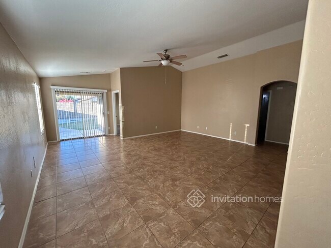 Building Photo - 8640 W Pima St