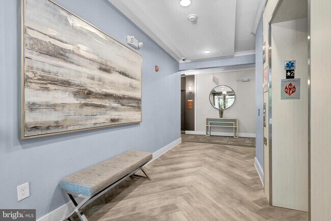 Foto del edificio - 11200 Reston Station Blvd