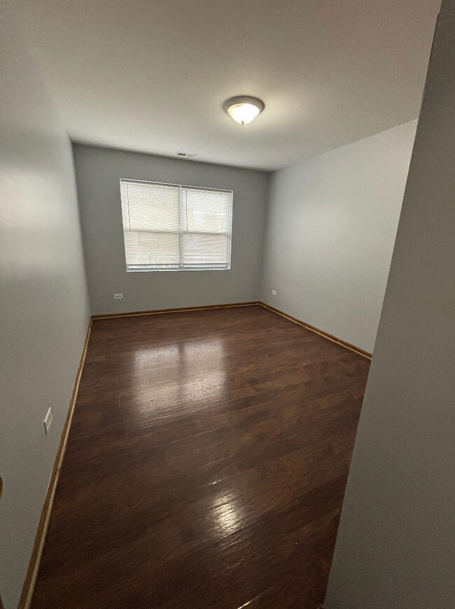 Foto del edificio - 7456 S Stewart Ave