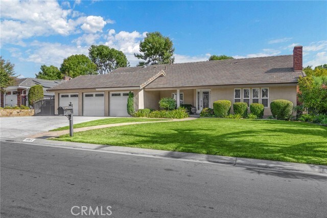 Foto del edificio - 6042 Foxfield Ln