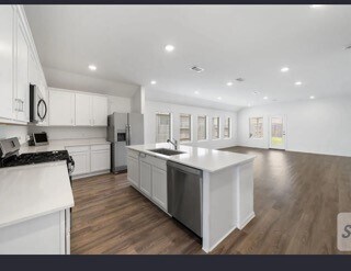 Building Photo - 22373 Mountain Pne Dr