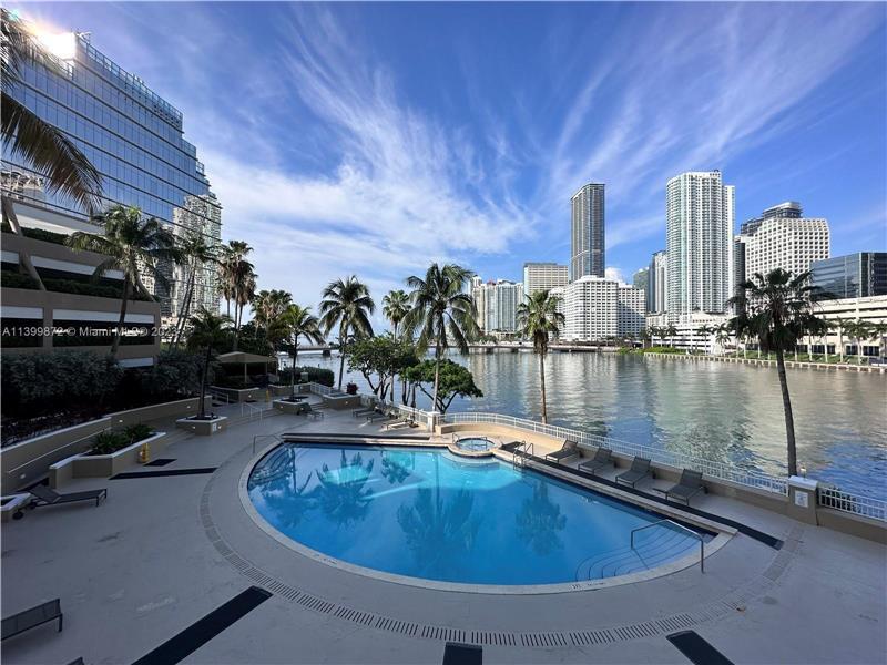 Foto principal - 701 Brickell Key Blvd