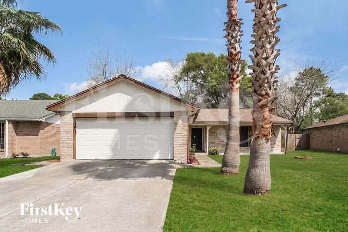 Foto principal - 11910 Woolford Dr