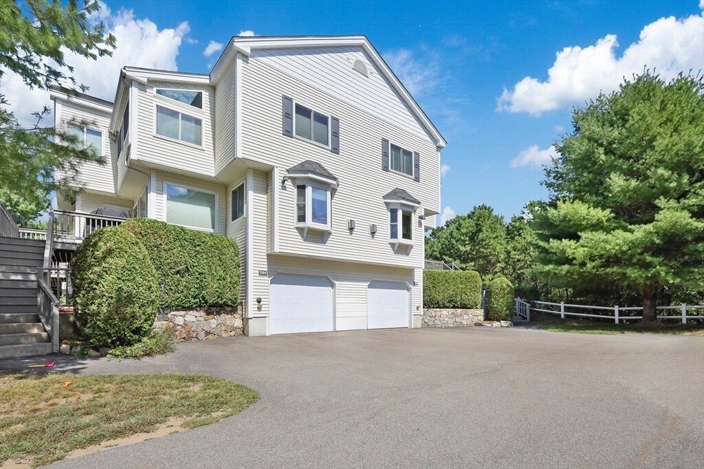 Primary Photo - 1303 Old Bridge Ln