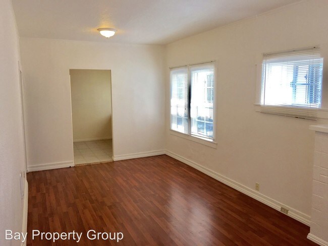 Foto del edificio - 1138 E 15th St