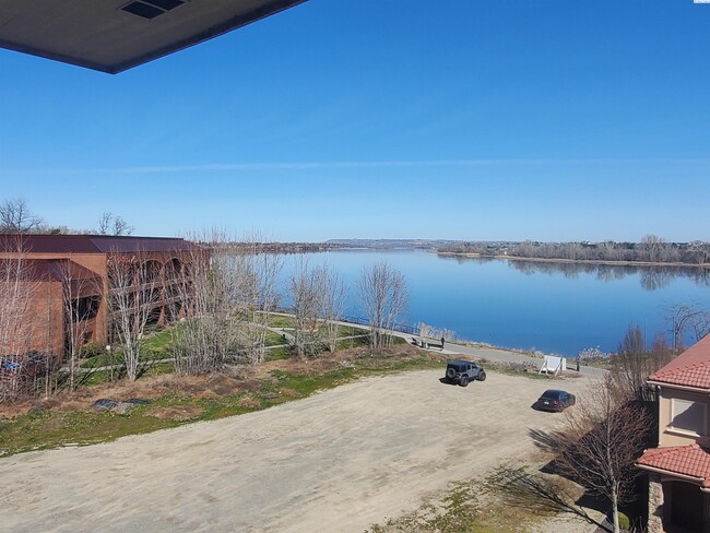 Building Photo - RIVER VIEW