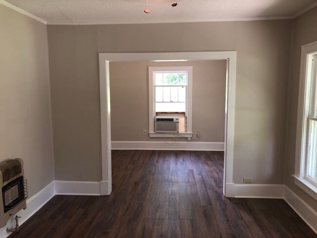 Building Photo - ****JUST REDUCED****495 Woodruff St. Court...