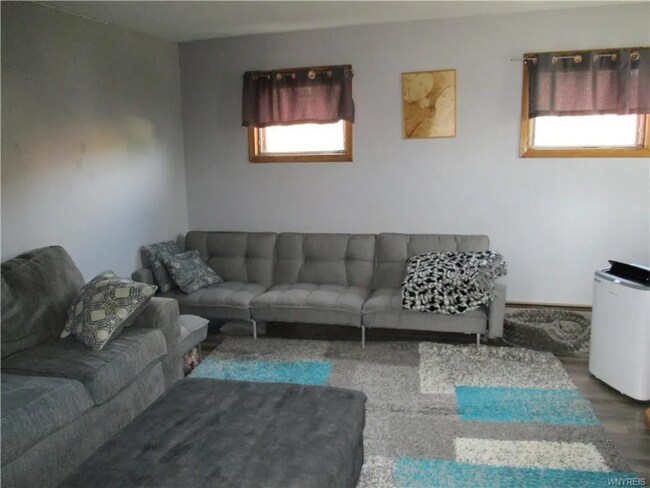 Foto del edificio - 3465 Walden Ave