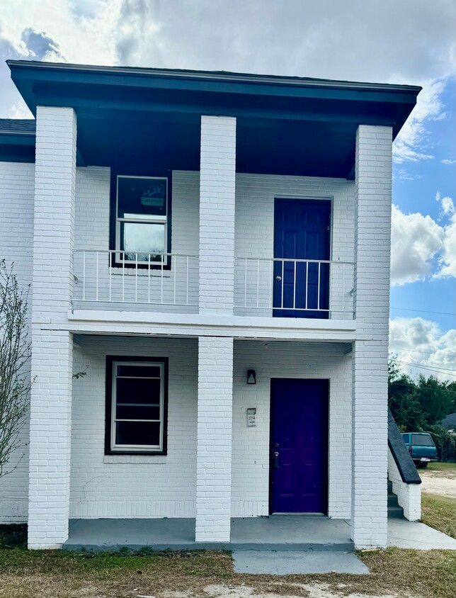 Foto principal - 2bd/1ba Apt in downtown Columbia