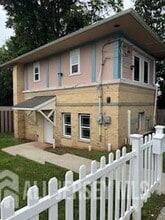 Building Photo - 336 E Westfield Ave