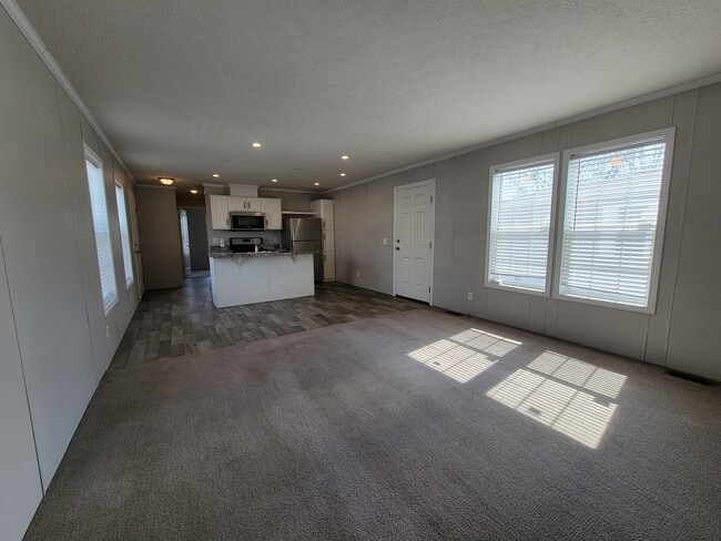 Building Photo - 38019 Pardo Dr