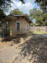 Building Photo - 2011 Pearl Ave