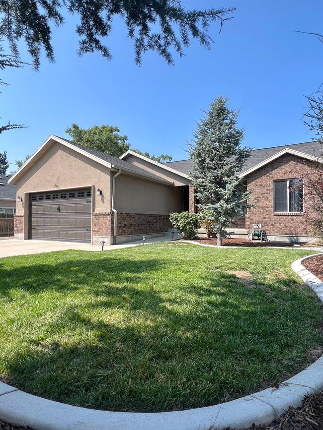 Building Photo - 174 W 8600 S