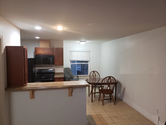 Building Photo - 5207 Pattison Ave