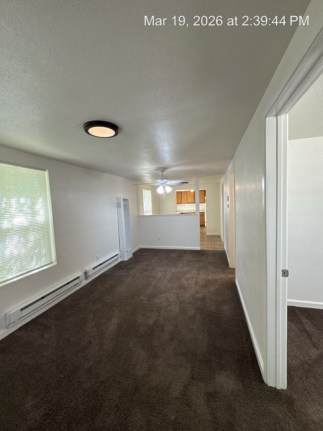 Building Photo - Cozy Corcoran home for rent!