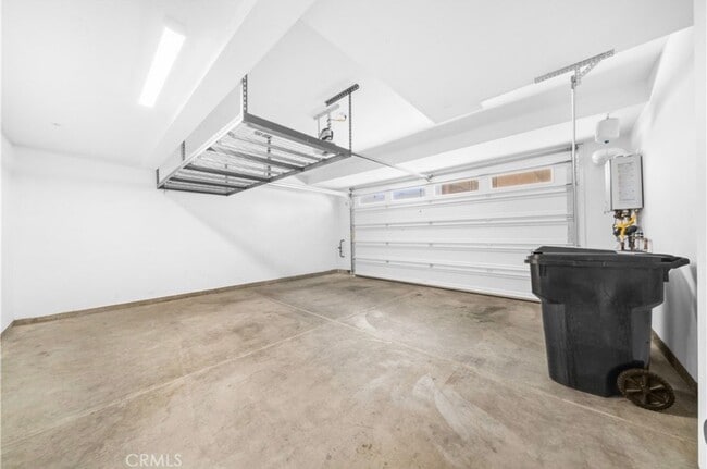 Building Photo - 10591 Huxley Dr