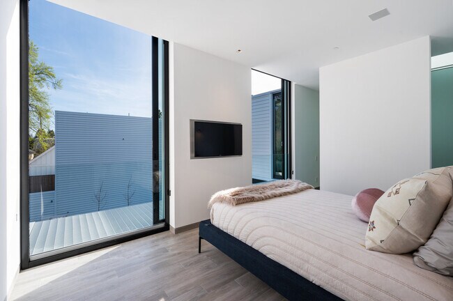 Foto del edificio - 214 Tucker St