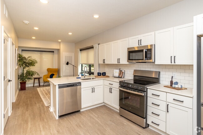 Digs on Park Ave - Digs on Park Ave Apartments