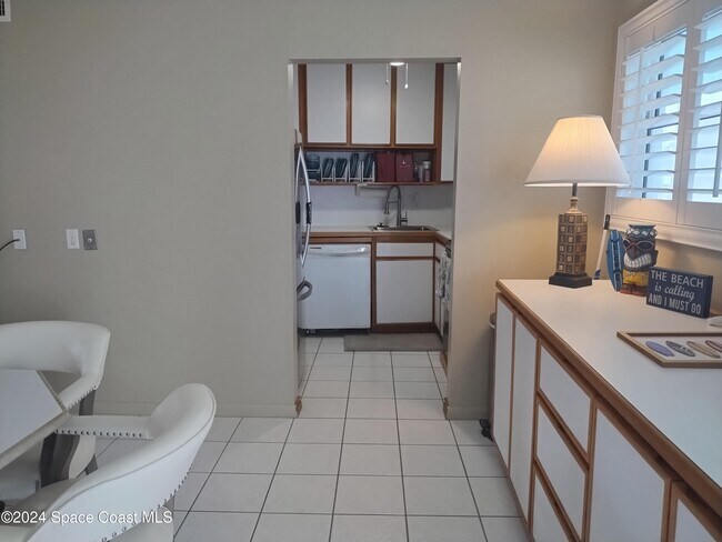 Foto del edificio - 4000 Ocean Beach Blvd