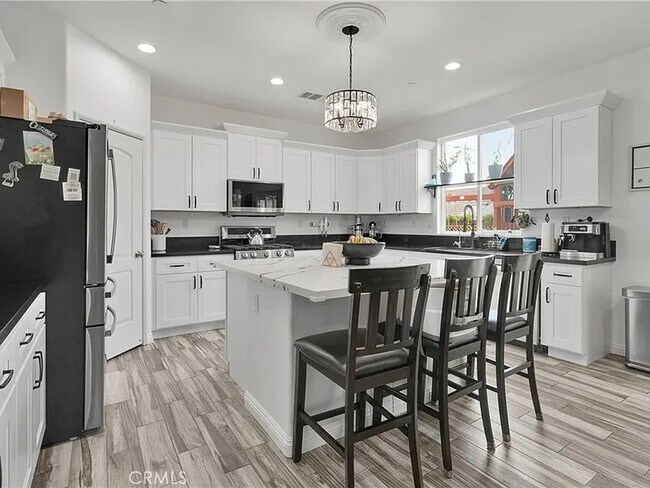 Foto del edificio - 13458 Snowdrop Ct