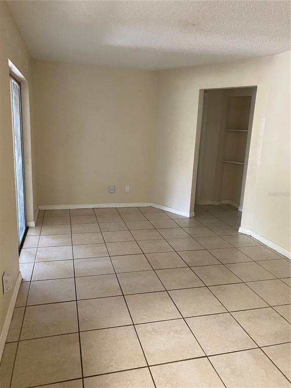 Foto del edificio - 322 Black Oak Ct