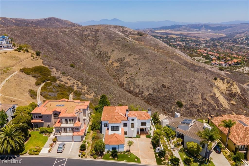 Primary Photo - 4 br, 3 bath House - 83 Marbella