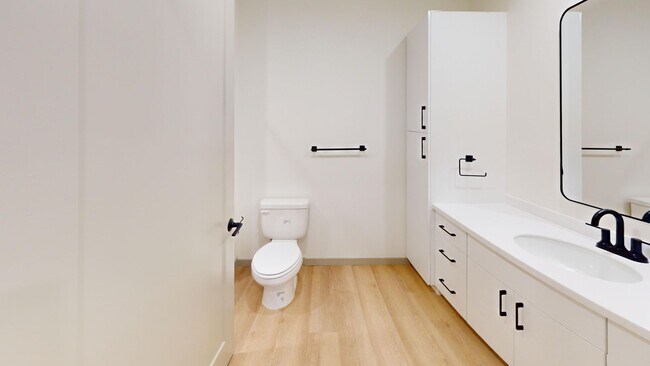 Interior Photo - Maple Rock Reserve