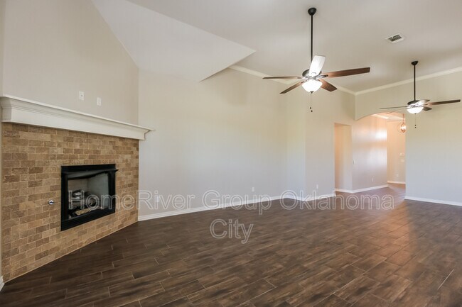 Foto del edificio - 9917 NW 98th St