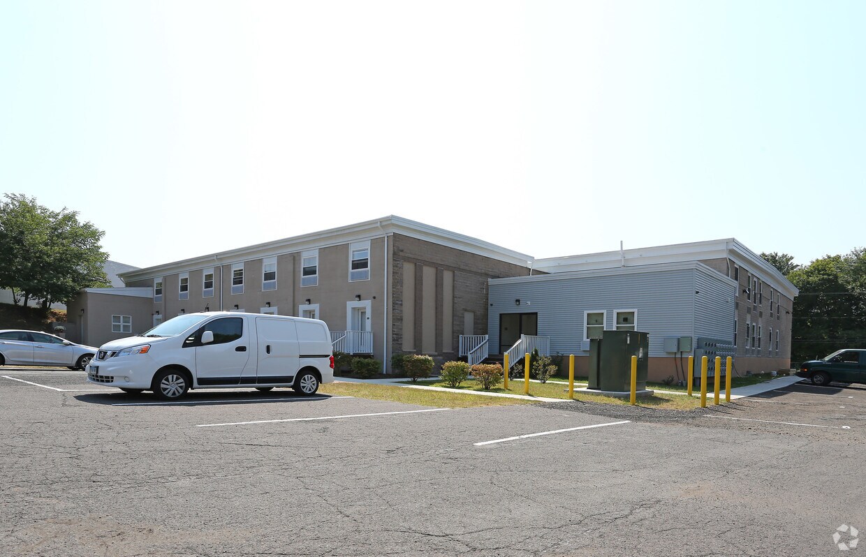 Foto principal - Putnam Place Apartments