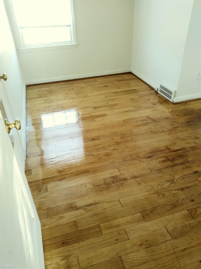 Foto del edificio - 2 br, 1 bath House - 15806 E 7 Mile Rd