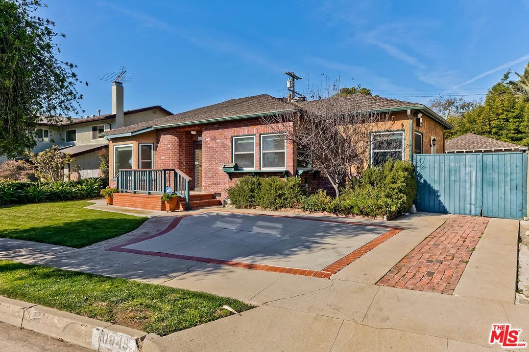Primary Photo - 10849 Arizona Ave