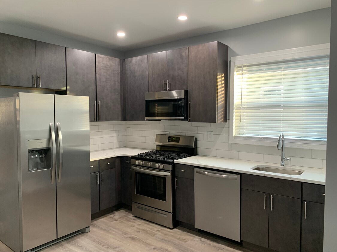 Updated kitchen and appliances - 23 Fairview Ave